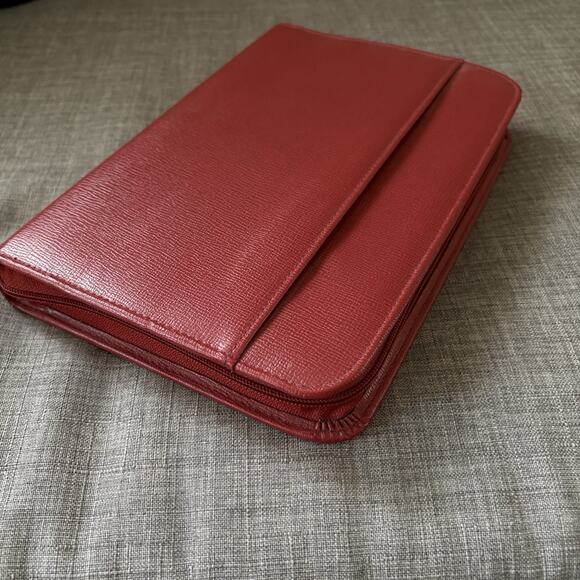Vtg Mundi Planner 3-Ring Red Faux Leather With 8.5 X 5.5 Inserts Zipper Closure - Picture 10 of 12